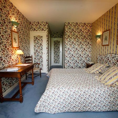 Hotel Chateau De Castel Novel - Les Collectionneurs Varetz Esterno foto