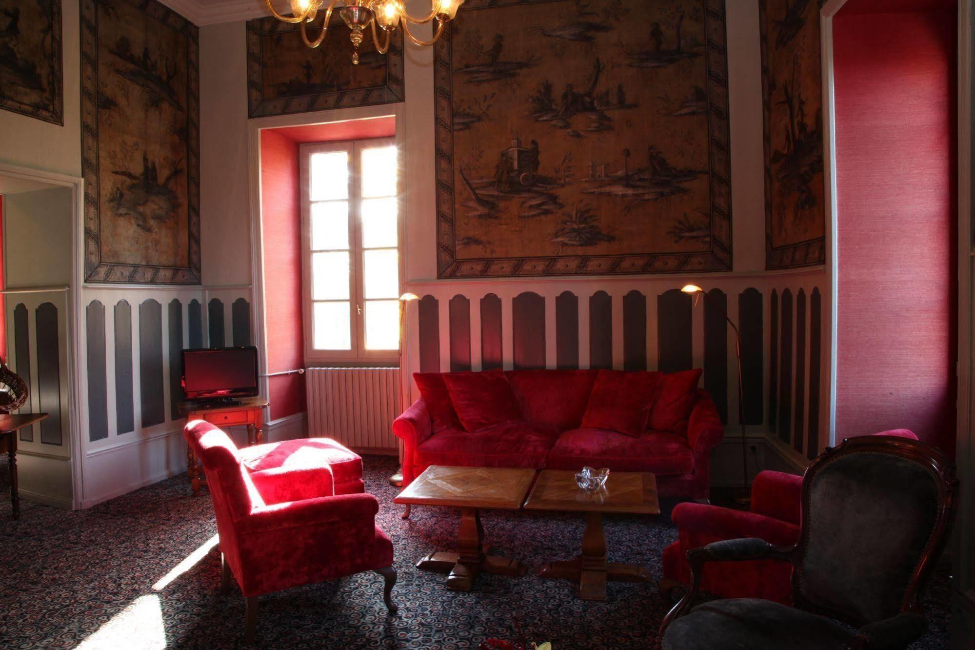 Hotel Chateau De Castel Novel - Les Collectionneurs Varetz Esterno foto